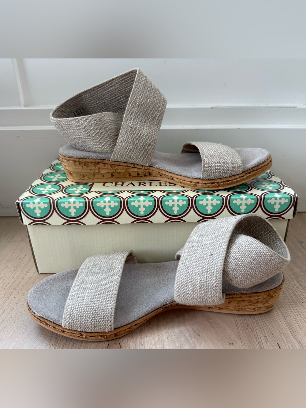 Charleston Shoe Co. Benjamin Low Wedge Linen Rustic Sandal Size 6